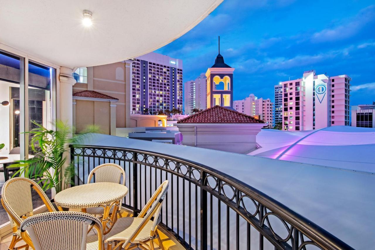 Chevron Renaissance - Self Contained & Privately Managed Apartments Gold Coast Ngoại thất bức ảnh