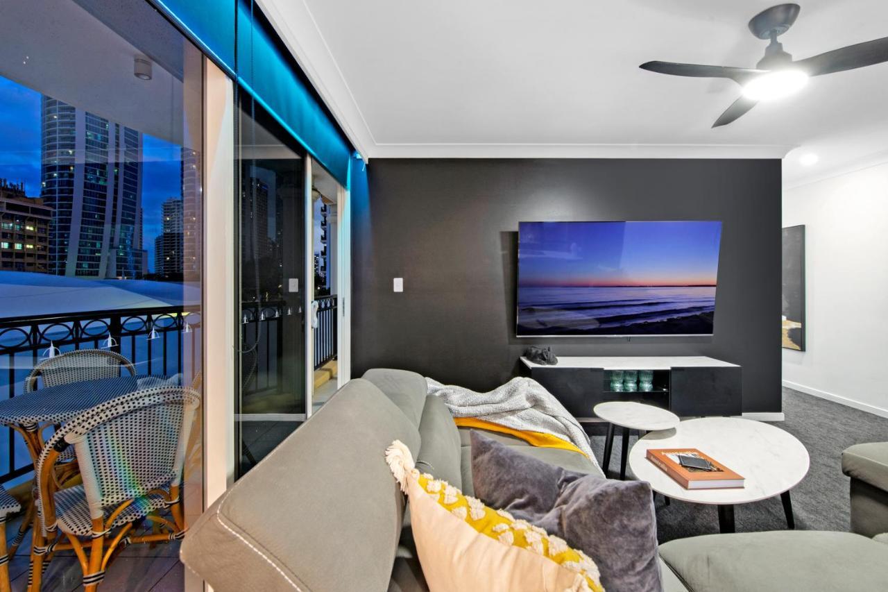 Chevron Renaissance - Self Contained & Privately Managed Apartments Gold Coast Ngoại thất bức ảnh
