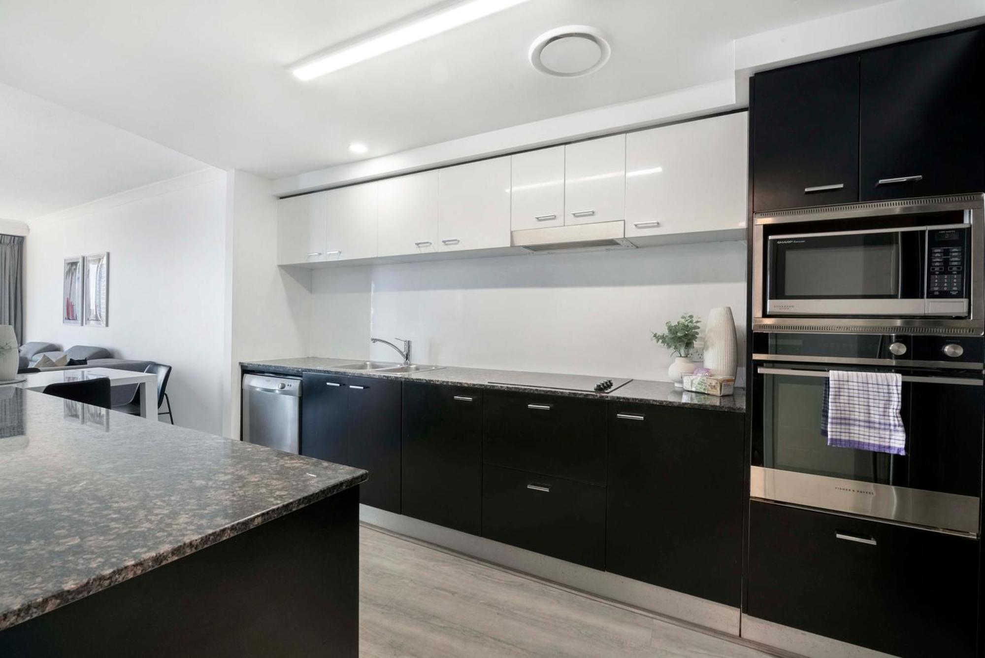 Chevron Renaissance - Self Contained & Privately Managed Apartments Gold Coast Ngoại thất bức ảnh