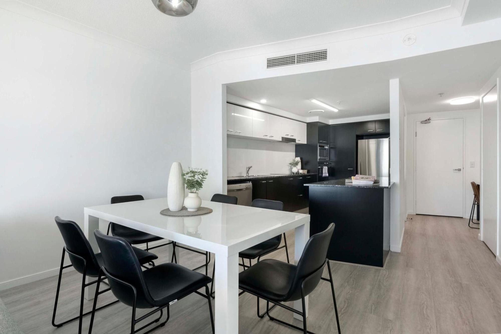 Chevron Renaissance - Self Contained & Privately Managed Apartments Gold Coast Ngoại thất bức ảnh