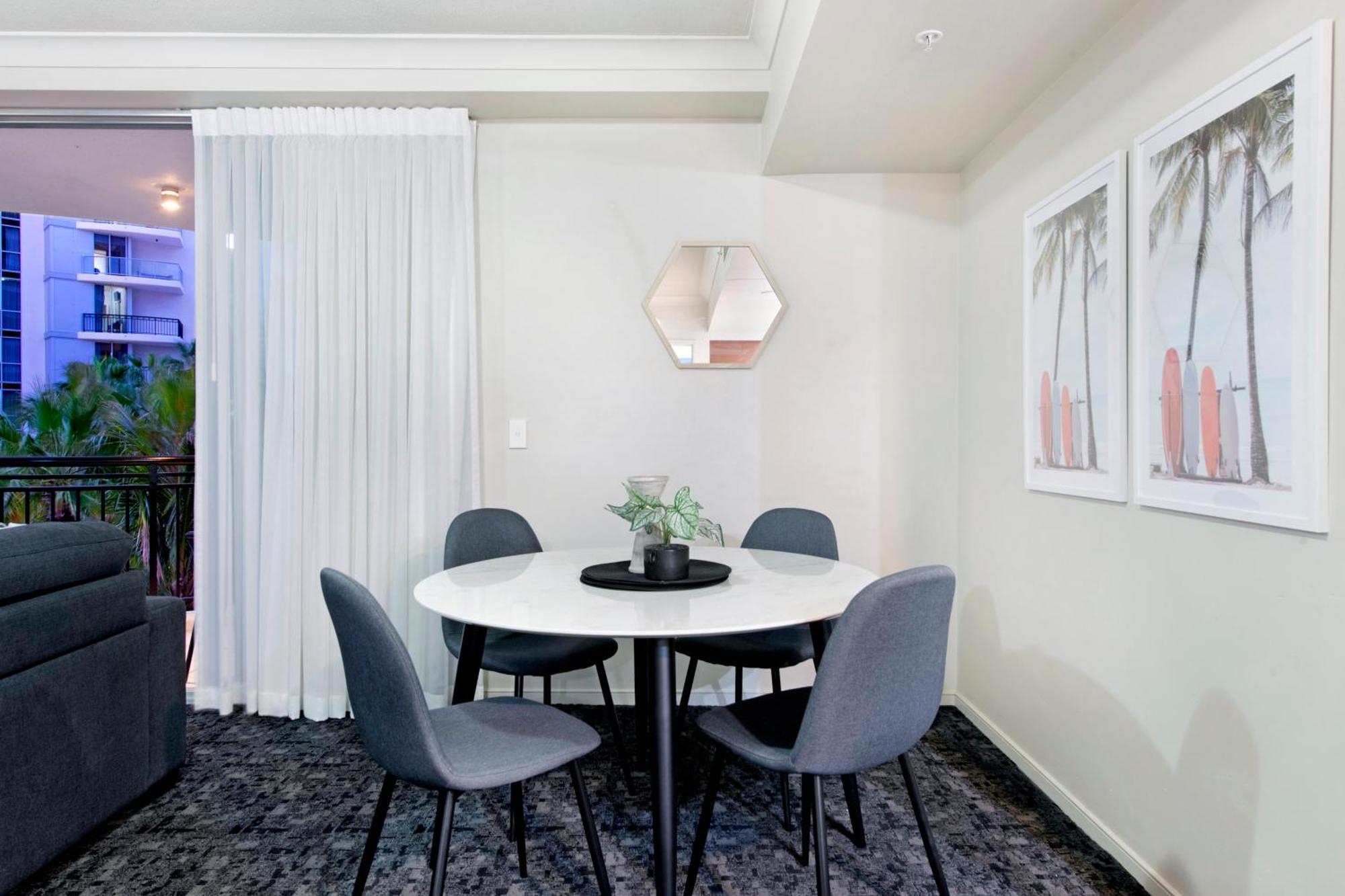 Chevron Renaissance - Self Contained & Privately Managed Apartments Gold Coast Ngoại thất bức ảnh