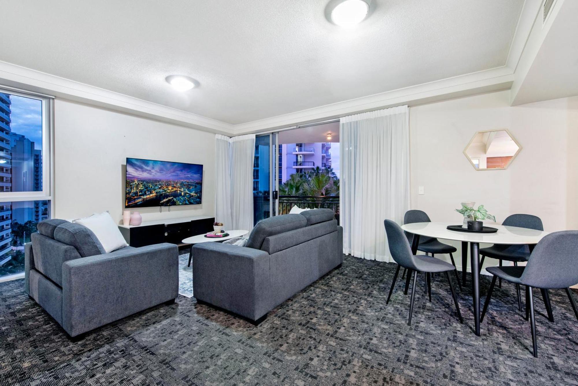 Chevron Renaissance - Self Contained & Privately Managed Apartments Gold Coast Ngoại thất bức ảnh