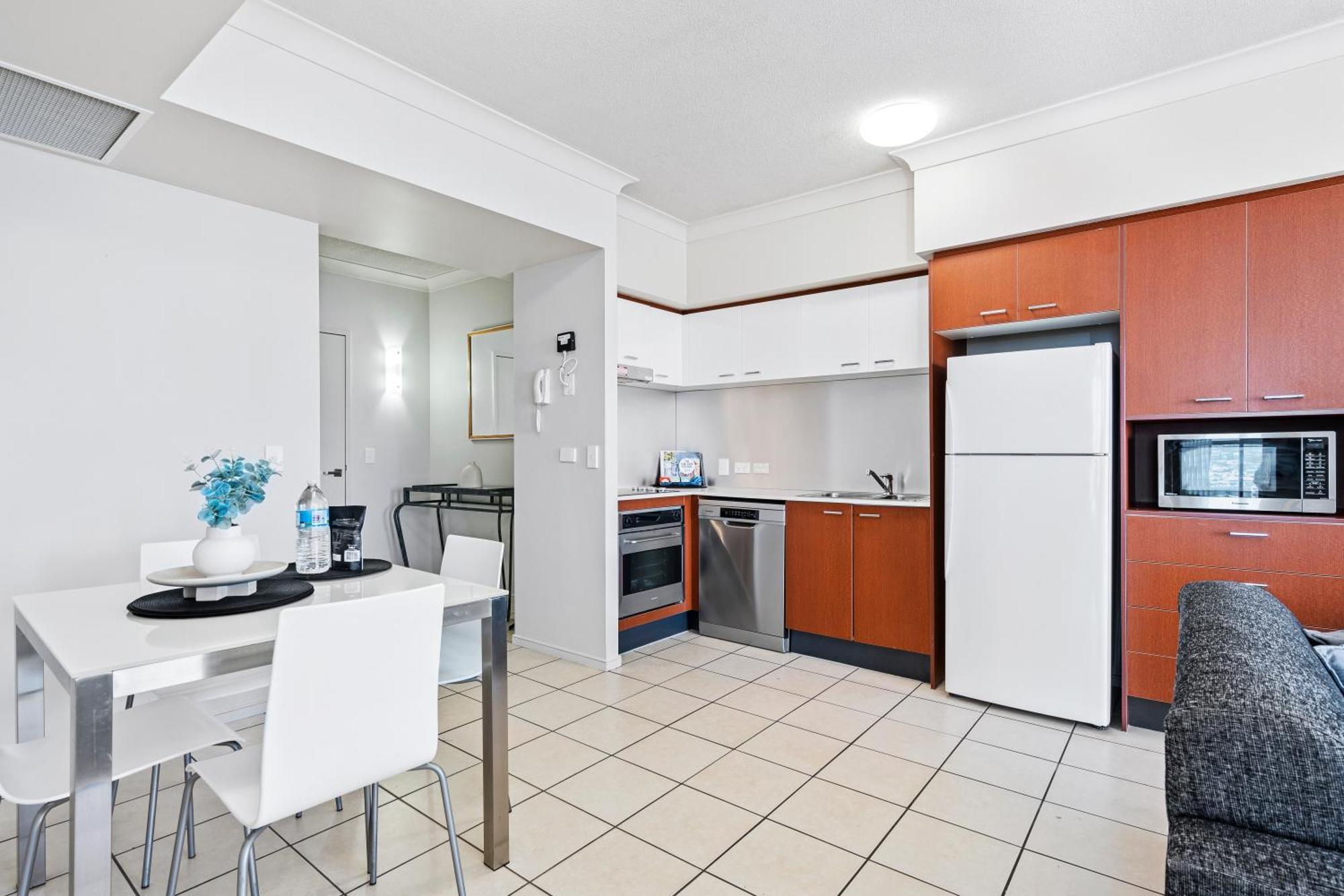 Chevron Renaissance - Self Contained & Privately Managed Apartments Gold Coast Ngoại thất bức ảnh